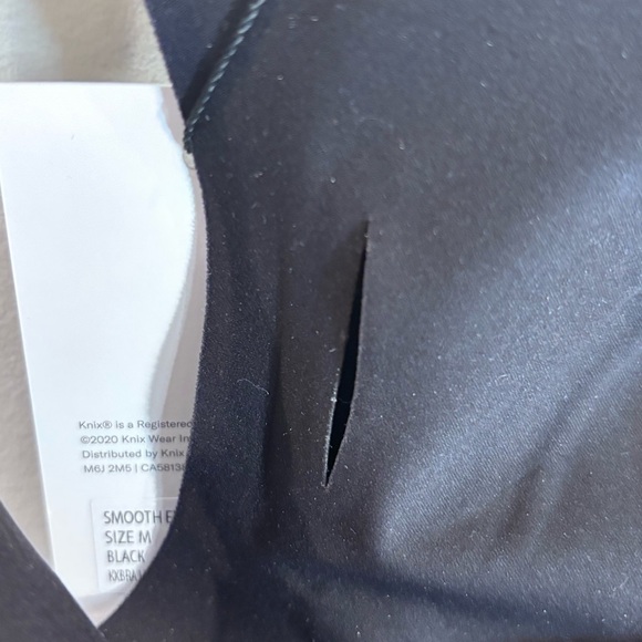 KNIX Sz M Smooth Everyday Bra Removable Pads Adjustable Straps & Back Black NEW - Picture 8 of 9